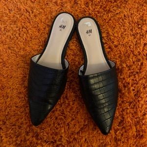 Black Faux Alligator Slip-on Mules